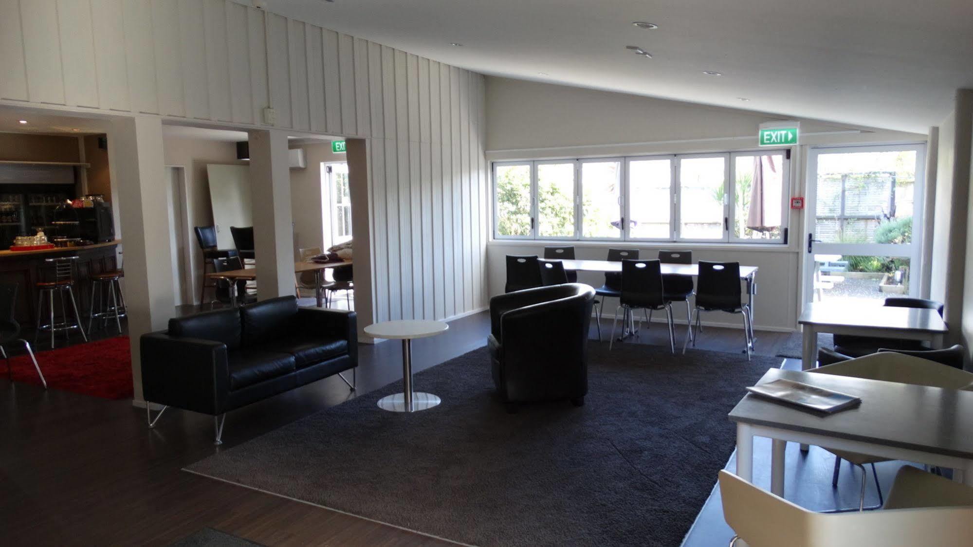Southpacific Motel Whangamata Exteriér fotografie